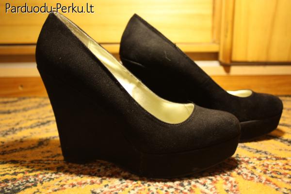 Fracomina,MANGO,New-look,Stradivarius.