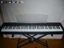 YAMAHA P-85