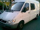 Erdviu mikroautobusu vežame žmones į Angliją