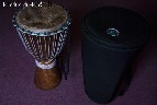 Parduodamas Djembe (džembe) būgnas su dėklu