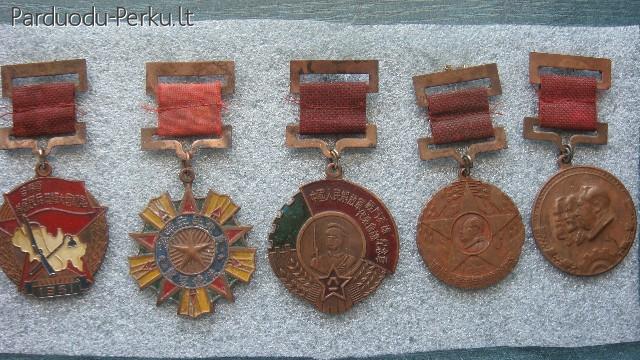 1940-50m. Kinietiški apdovanojimai