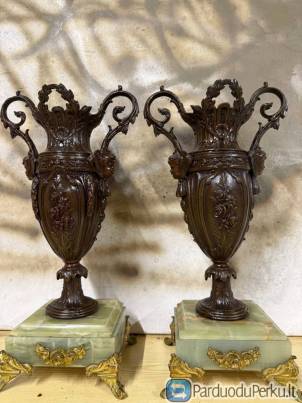 2 Art Nouveau stiliaus Vazos marmur.,bronz. metal.