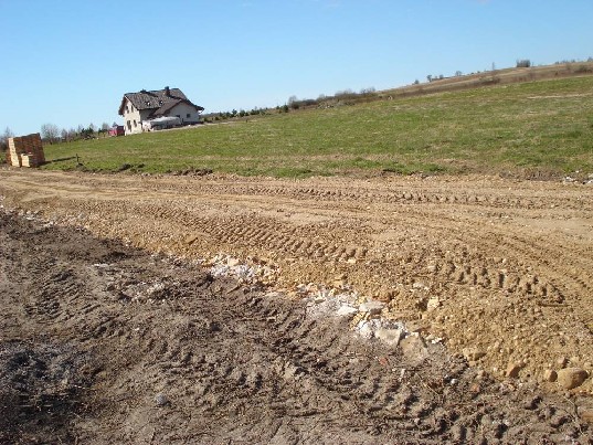 20 aru žemės sklypą namo statybai Doviluose