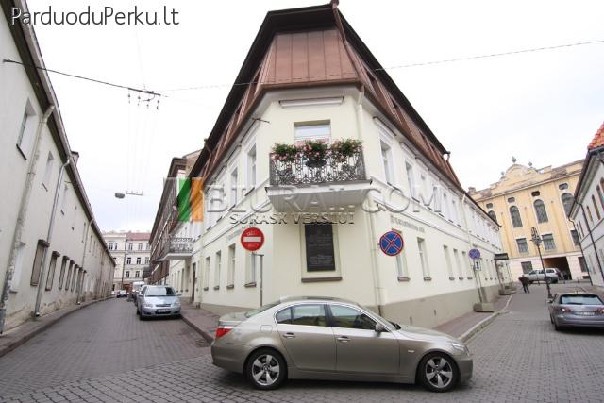 2000 kv.m Vilniaus senamiestyje parduodamas visas pastatas