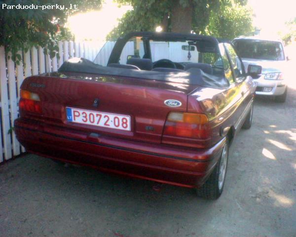 ford kabrio geras stovis