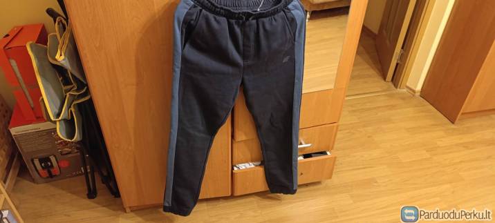4F sportinės treninginės kelnės 164 cm ūgiui