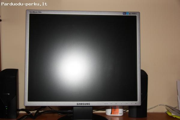 Parduodu 19" monitorių Samsung SyncMaster 943 n.