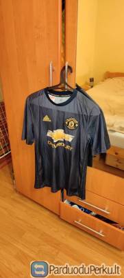 Adidas Manchester United futbolo marškinėliai S dydžio