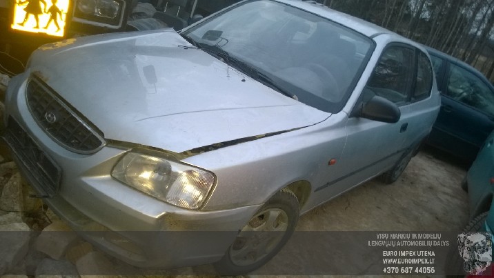 AUTOMOBILIU DALYS - HYUNDAI ACCENT, 2000.01 - 2005.11 1.3 61