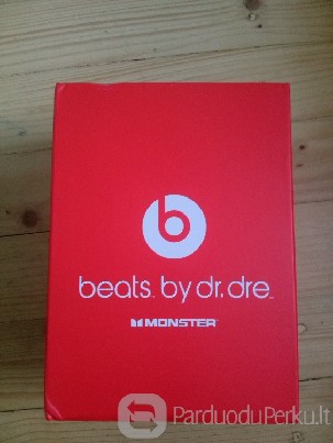Beats studio by Dr. Dre
