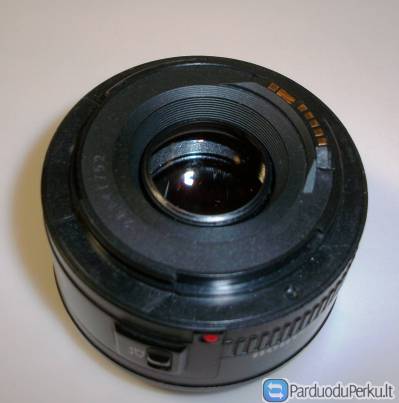Canon EF 50mm f/1.8 II („Nifty Fifty“) objektyvas