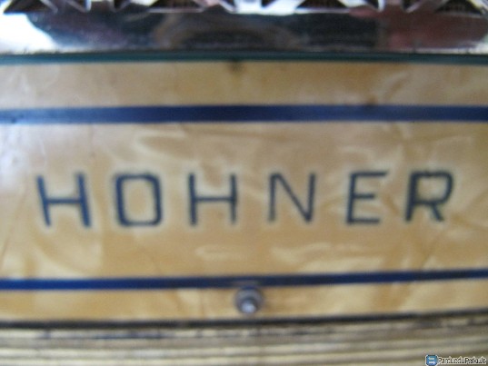 "Hohner" akordeonas