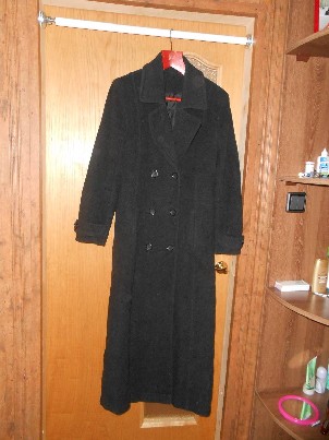 Klasikinio stiliaus moteriškas paltas