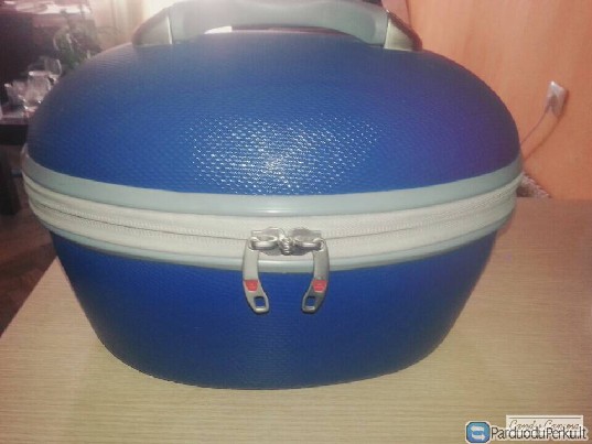 Kosmetologinis lagaminelis