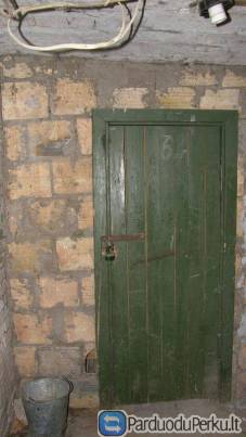 Naudotos medinės durys malkoms. 100vnt Padovanosiu