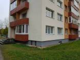 MIESTO CENTRE PARDUODAMAS TVARKINGAS 3 KAMBARIŲ BUTAS RENOVUOTAME