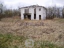 Parduodamas nebaigtos statybos namas ir 12 arų žemės sklypas Drevi