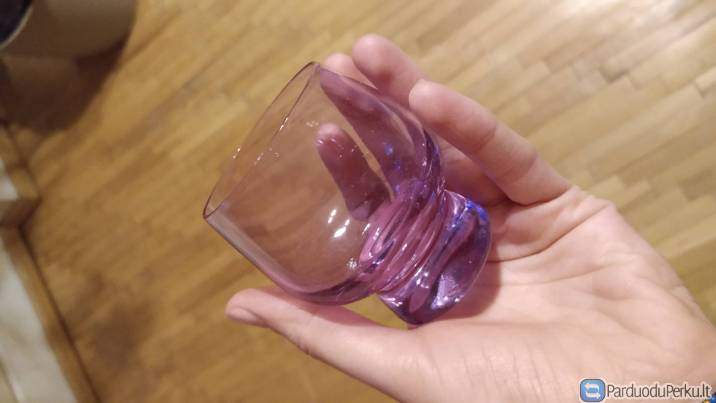 Nenaudoti violetiniai sovietmečio stikliukai / stiklinės, 24vnt
