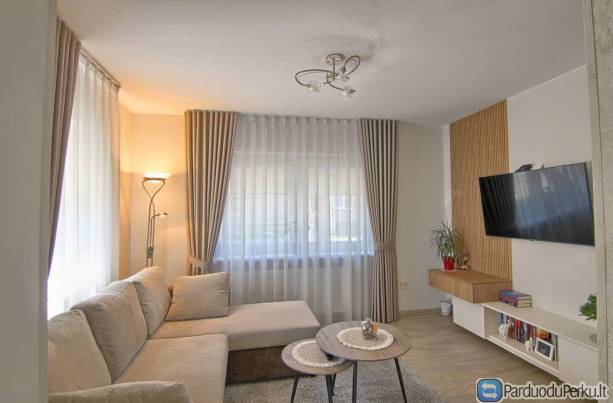 Parduodama labai gerai įrengta 56,17 m² namo dalis