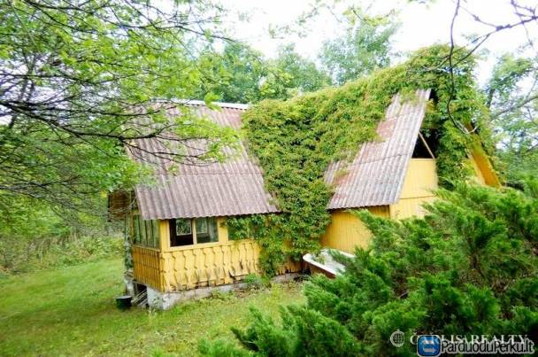 Parduodamas 6,21 arų žemės sklypas su sodo nameliu Aukštadvaryje, Trakų raj.