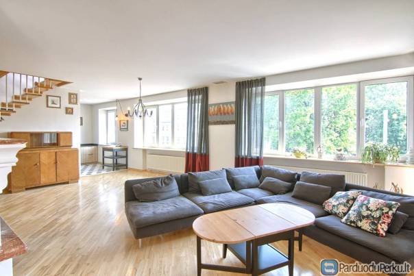 Parduodamas išskirtinis 168,57 m² butas miesto centre