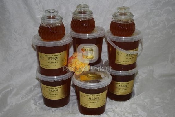 Parduodamas naturalus biciu medus