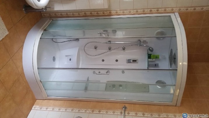 Parduodu masažinę dušo kabiną su garo generatorium