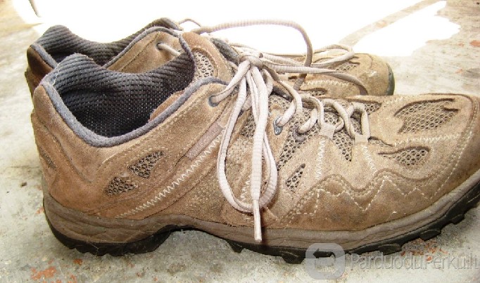 Quechua kelioniniai sportiniai batai - 43 dydis