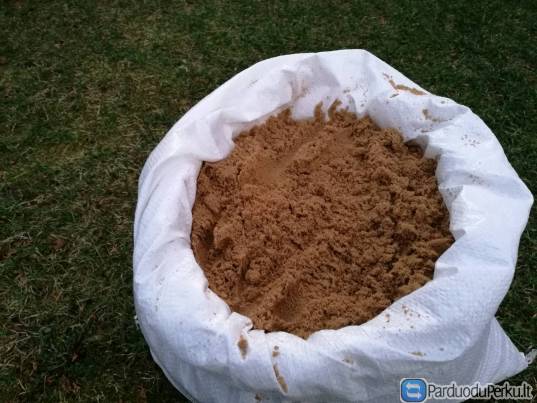 gamtinis smėlis po 20 kg