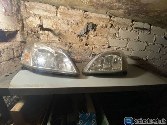 Toyota Corolla Žibintai