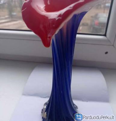 Vaza mėlynos spalvos