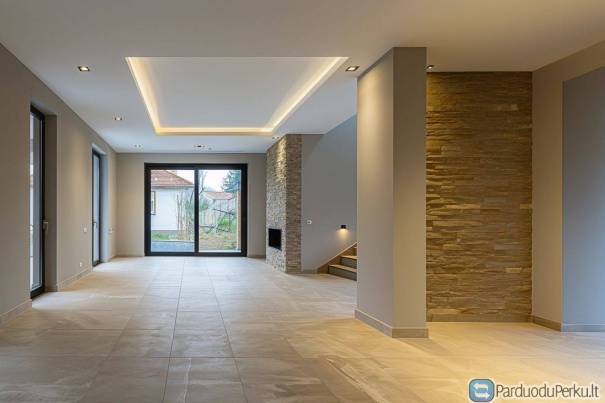 Vidaus apdailos darbai glaistymas ir dažymas