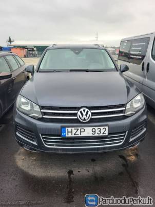 VOLKSWAGEN TOUAREG