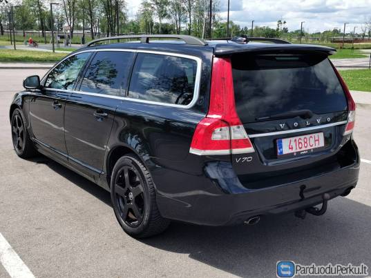 VOLVO V70  2014