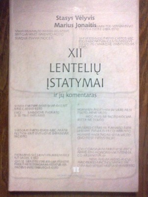 XII lentelių įstatymai ir jų komentaras